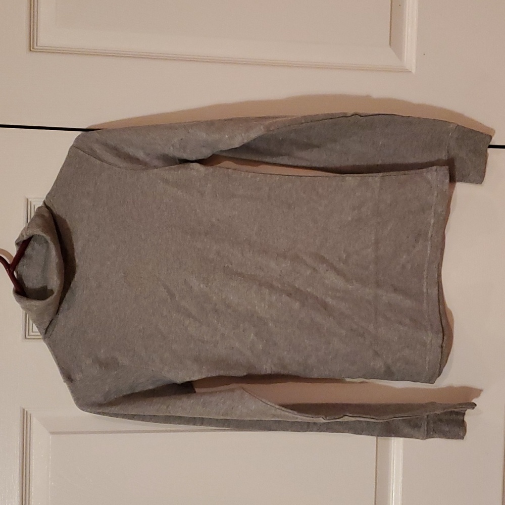 Grip turtleneck size medium